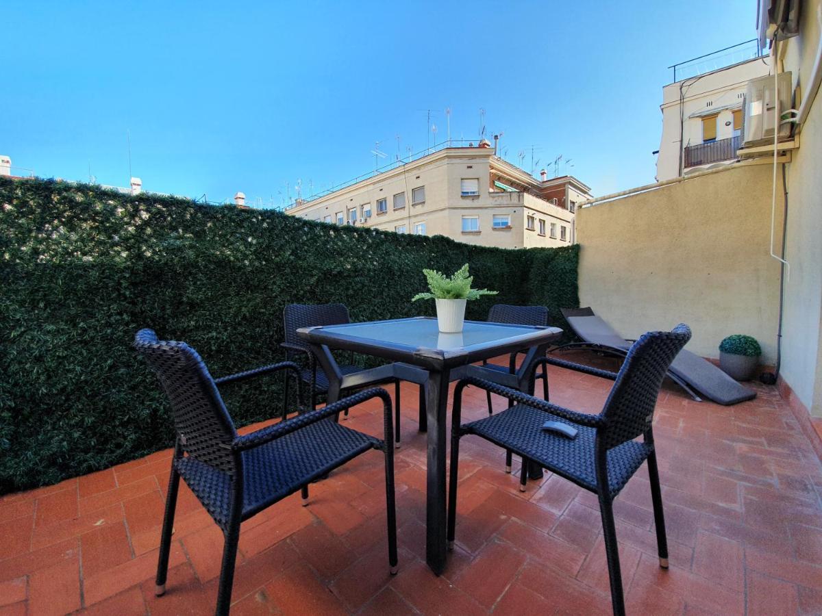 Penthouse In Sagrada Familia Apartment Barcelona Exterior photo