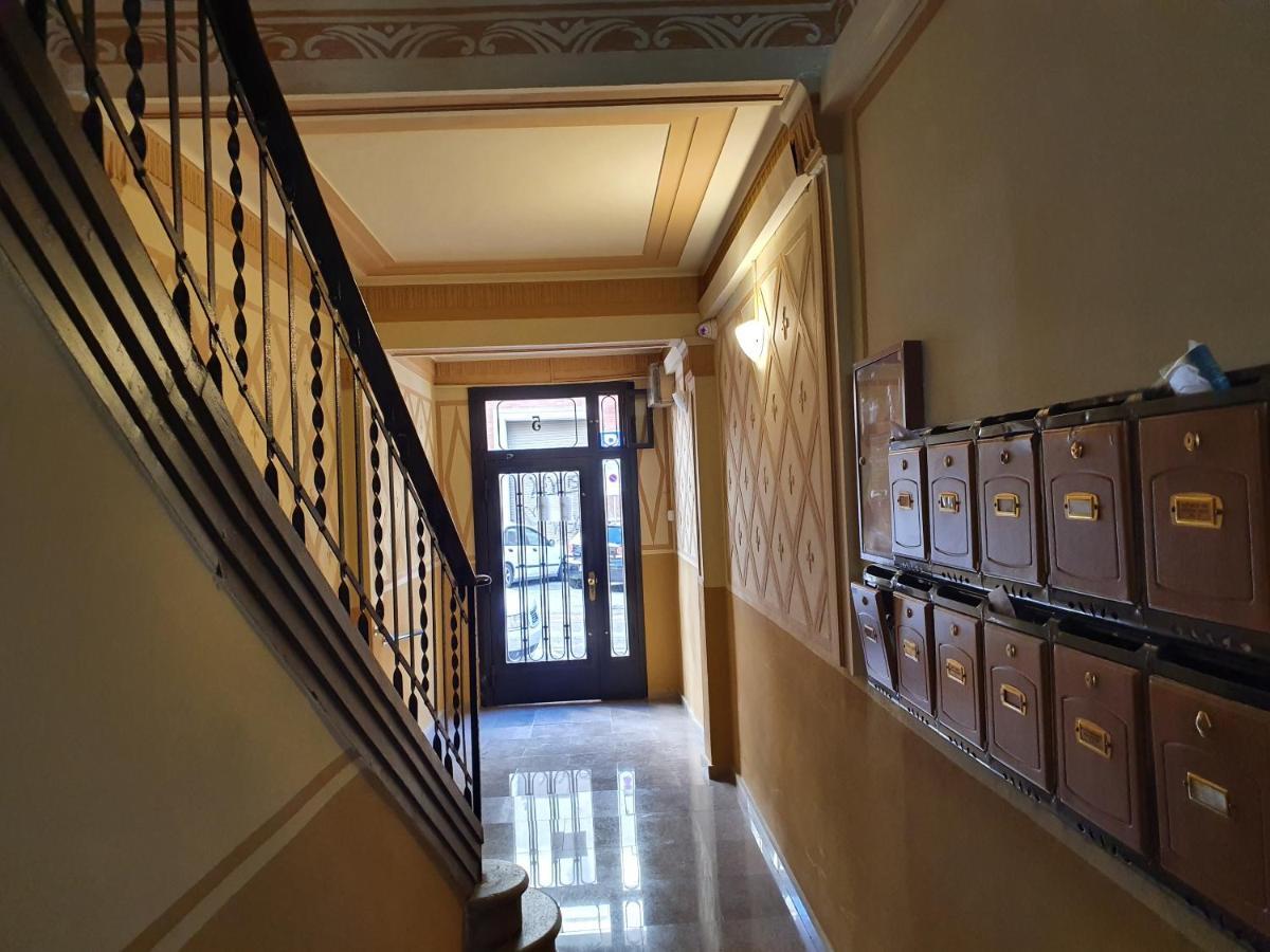 Penthouse In Sagrada Familia Apartment Barcelona Exterior photo