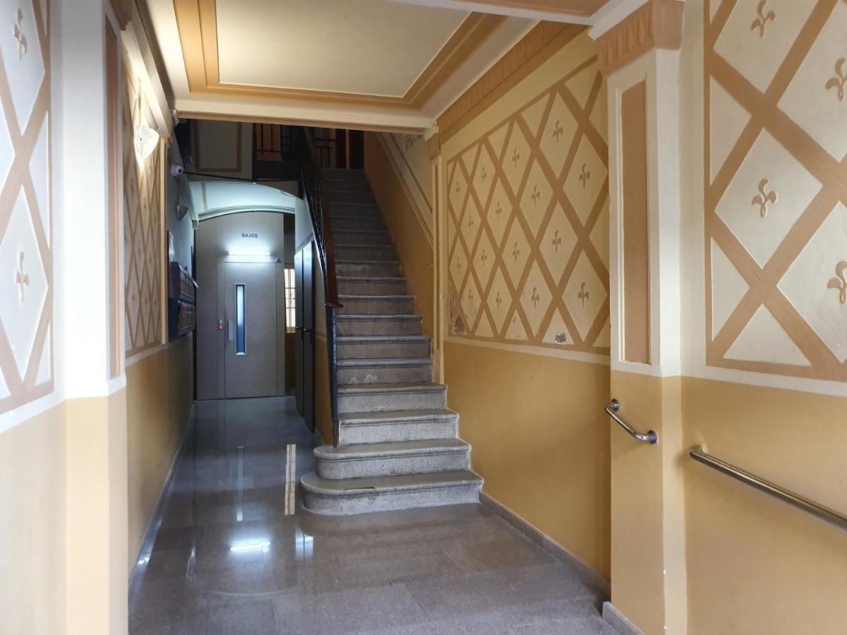 Penthouse In Sagrada Familia Apartment Barcelona Exterior photo