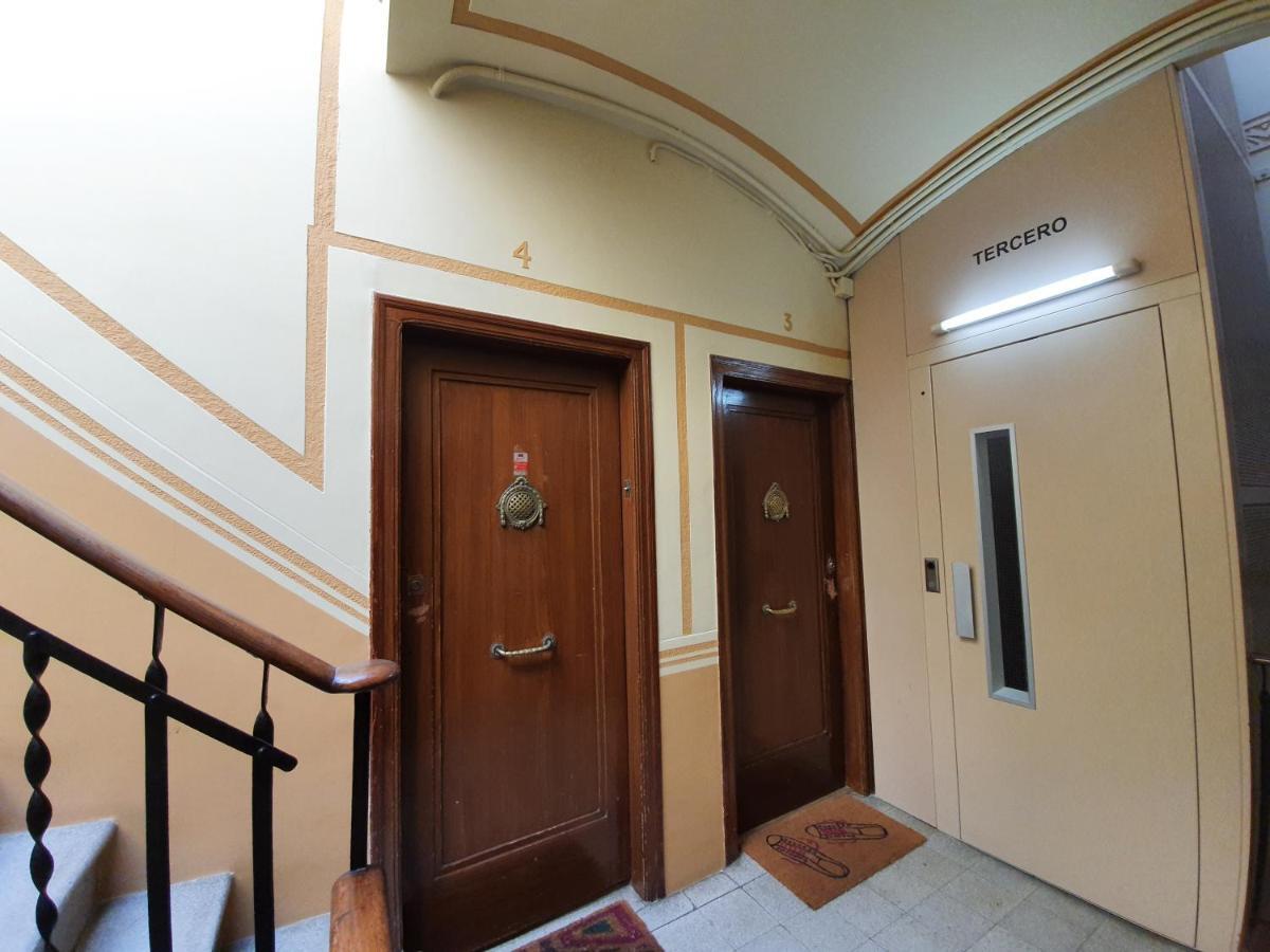 Penthouse In Sagrada Familia Apartment Barcelona Exterior photo