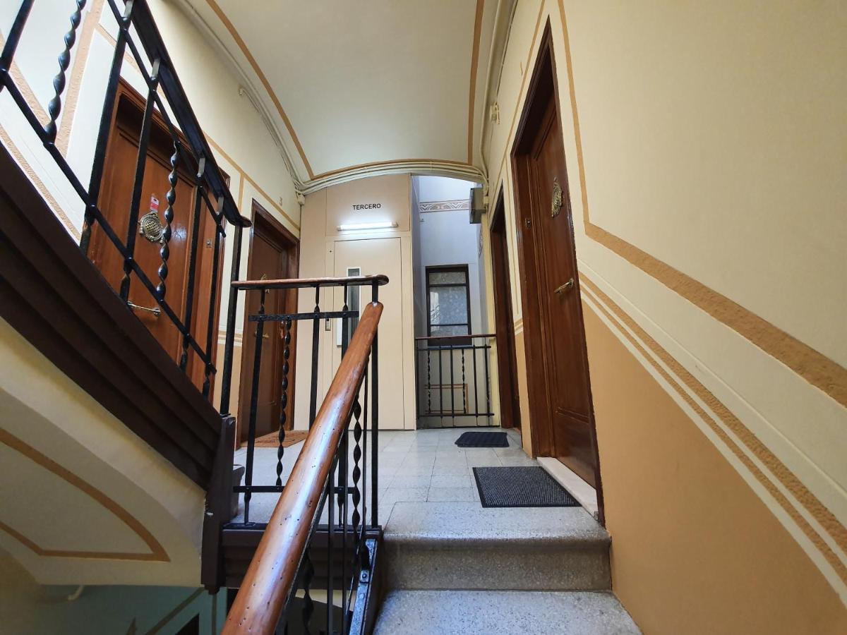 Penthouse In Sagrada Familia Apartment Barcelona Exterior photo